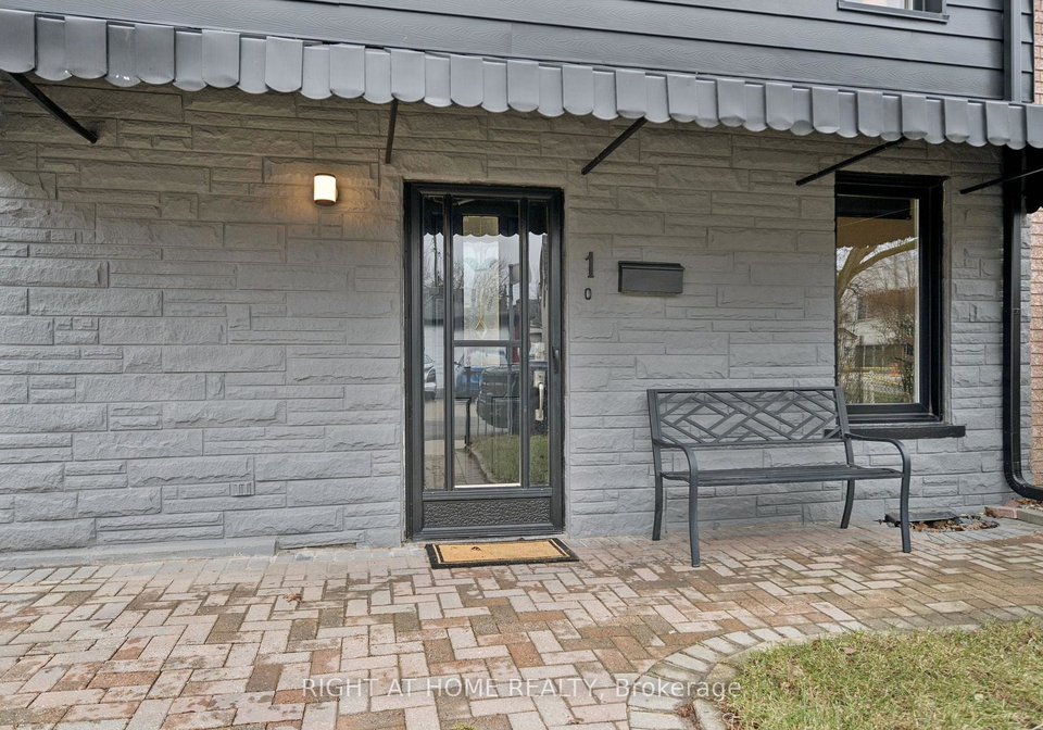 1-auburn-avenue-toronto-ontario-w12865390