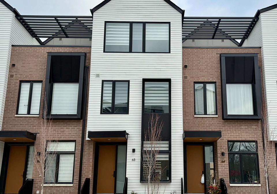 35-lou-parsons-way-mississauga-ontario-w12865578