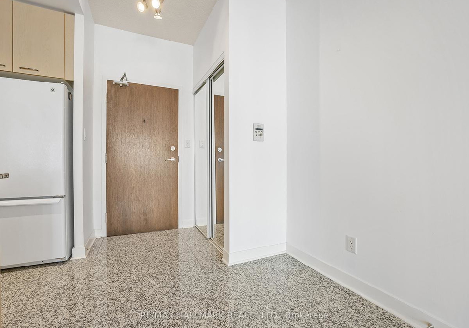 88-palace-pier-court-etobicoke-ontario-w12865768