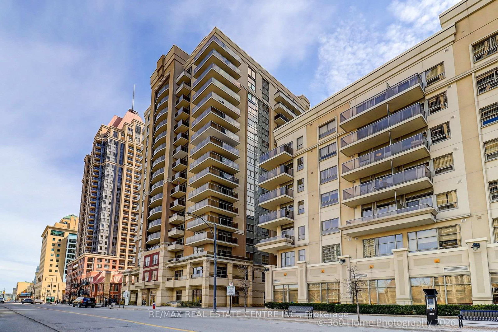 350-princess-royal-drive-mississauga-ontario-w12865942