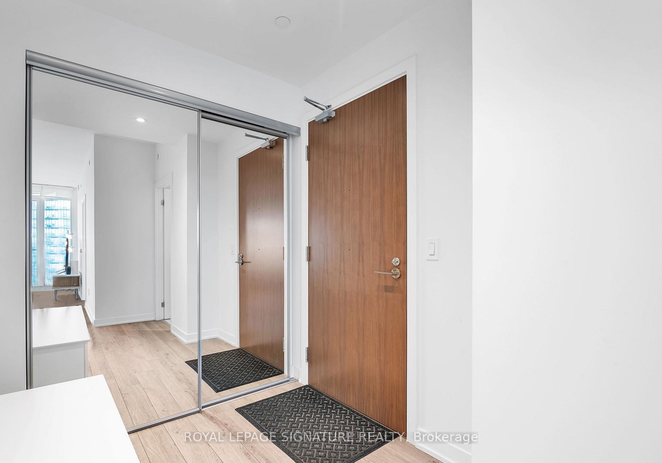 1928-lakeshore-boulevard-w-toronto-ontario-w12866154