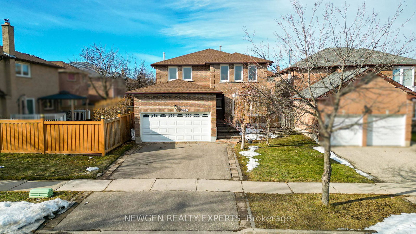 609-yorkminster-crescent-mississauga-ontario-w12866374