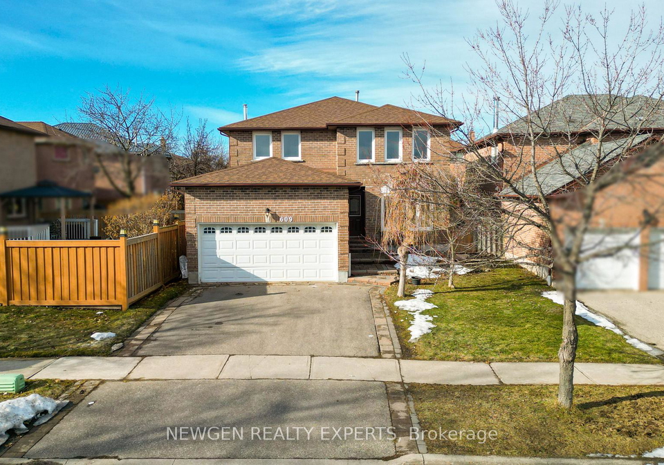 609-yorkminster-crescent-mississauga-ontario-w12866374