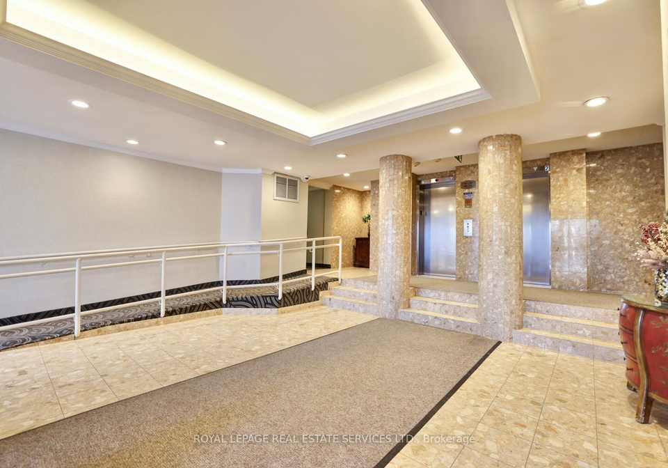 1110-walden-circle-mississauga-ontario-w12866432
