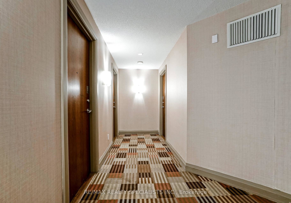 4080-living-arts-drive-mississauga-ontario-w12866522