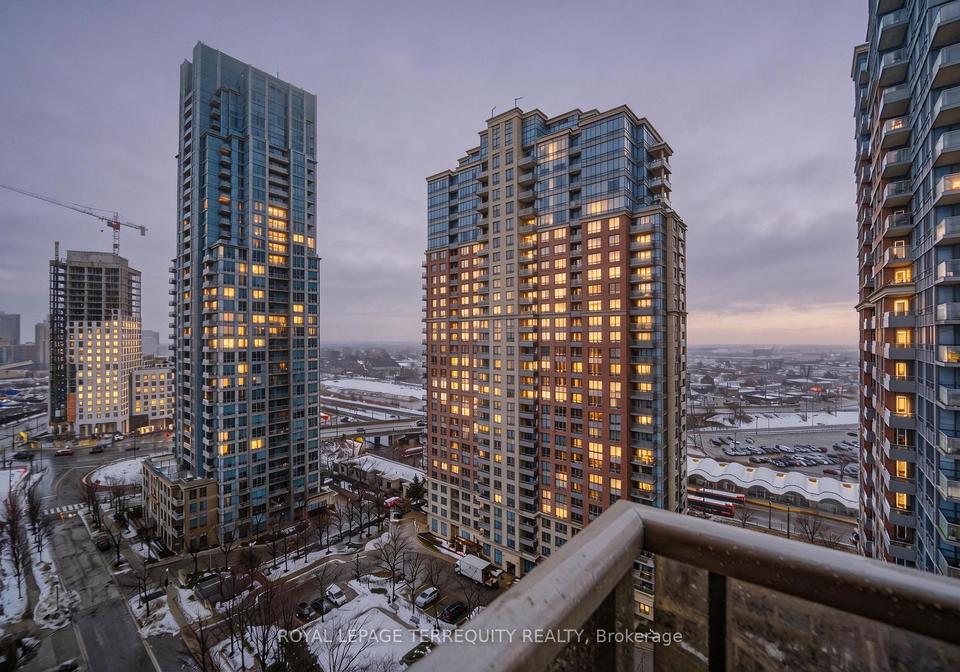5233-dundas-street-w-etobicoke-ontario-w12866656