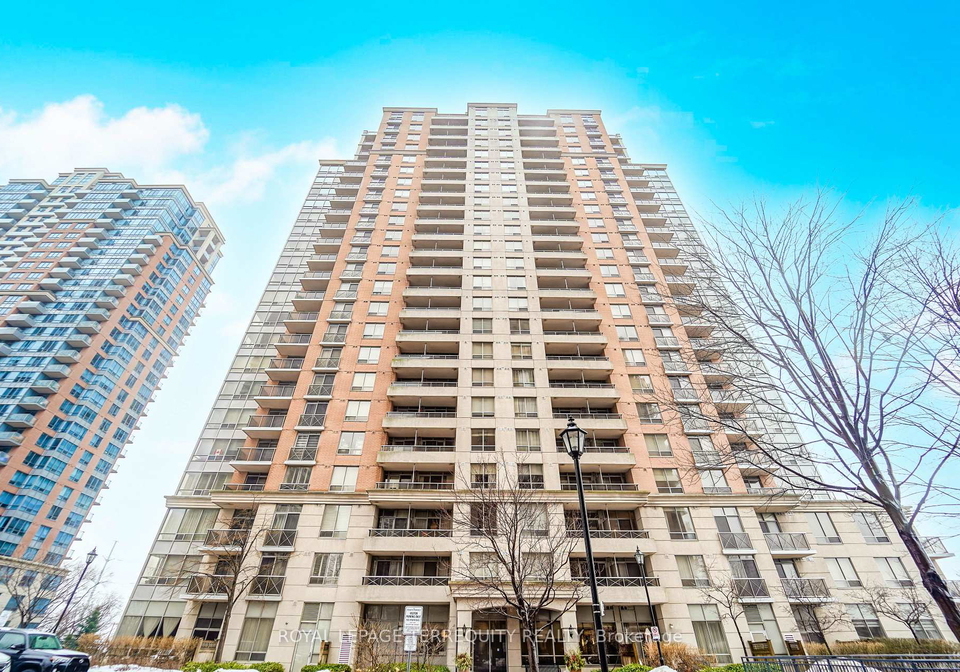 5233-dundas-street-w-etobicoke-ontario-w12866656