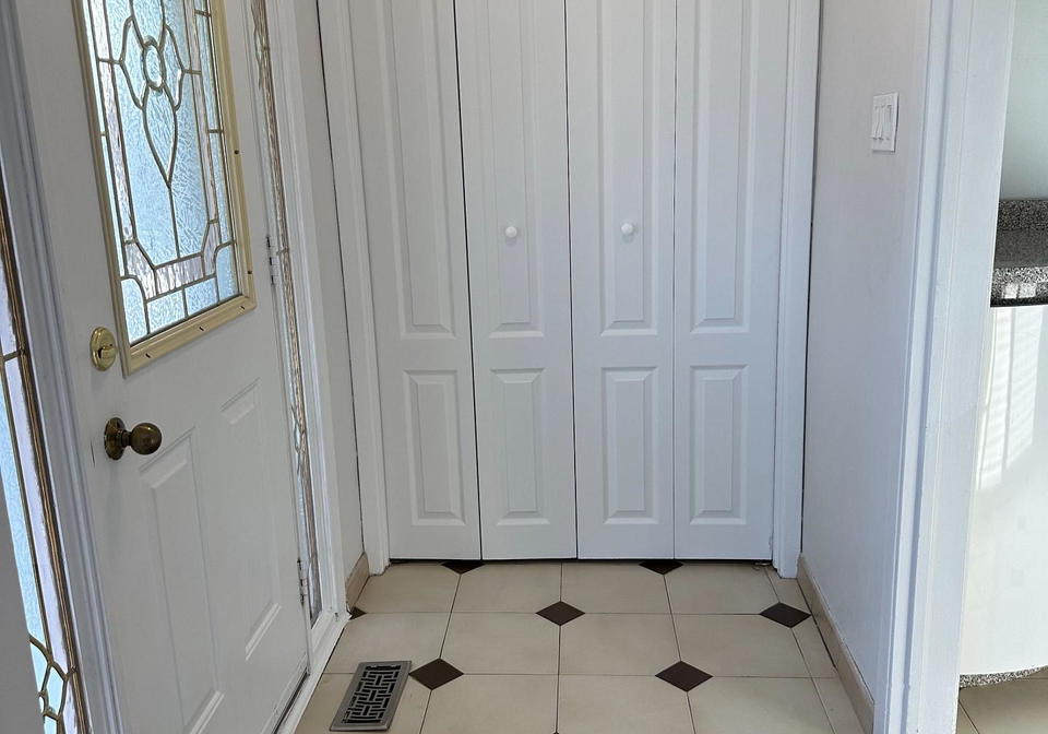1590-coram-crescent-mississauga-ontario-w12866660