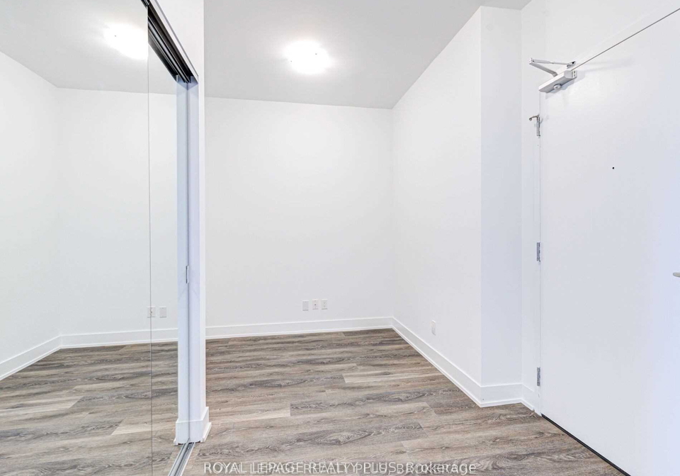 297-oak-walk-drive-oakville-ontario-w12866696