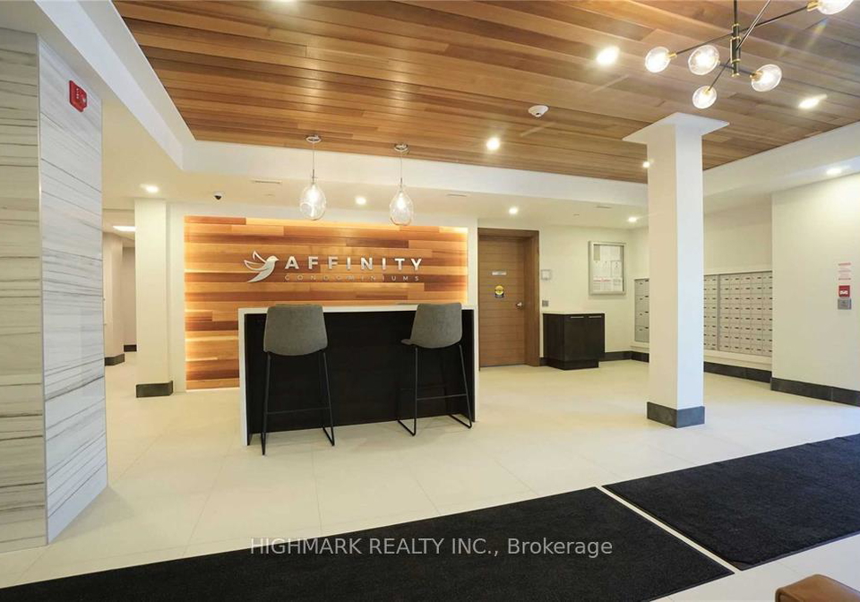 320-e-plains-road-e-burlington-ontario-w12866910