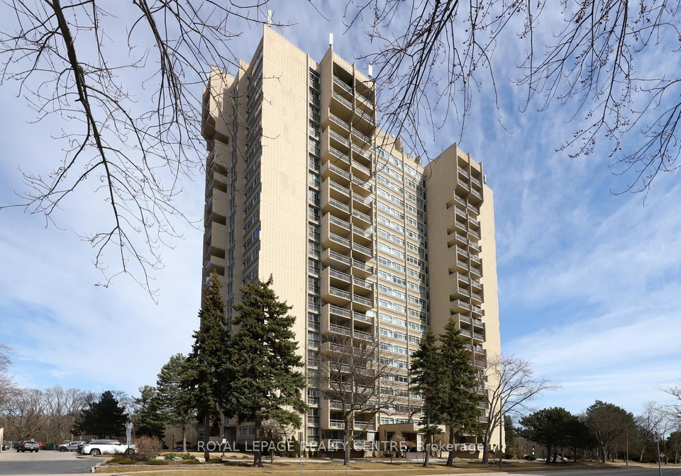 1359-white-oaks-boulevard-oakville-ontario-w12866998
