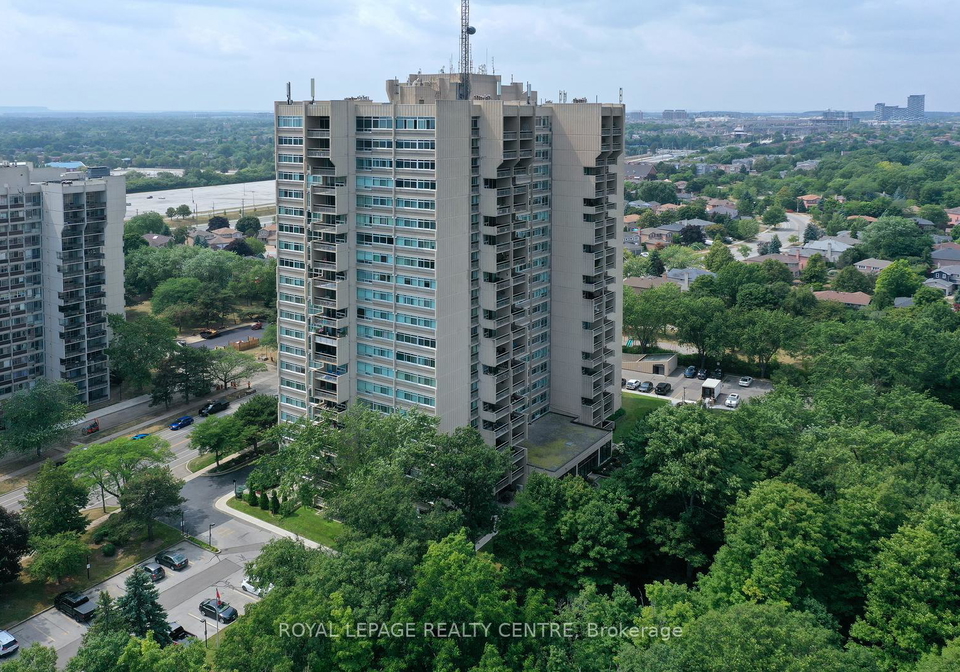 1359-white-oaks-boulevard-oakville-ontario-w12866998