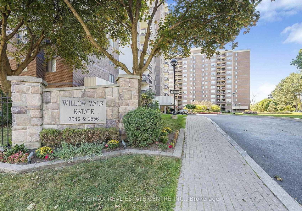 2556-argyle-road-mississauga-ontario-w12867140