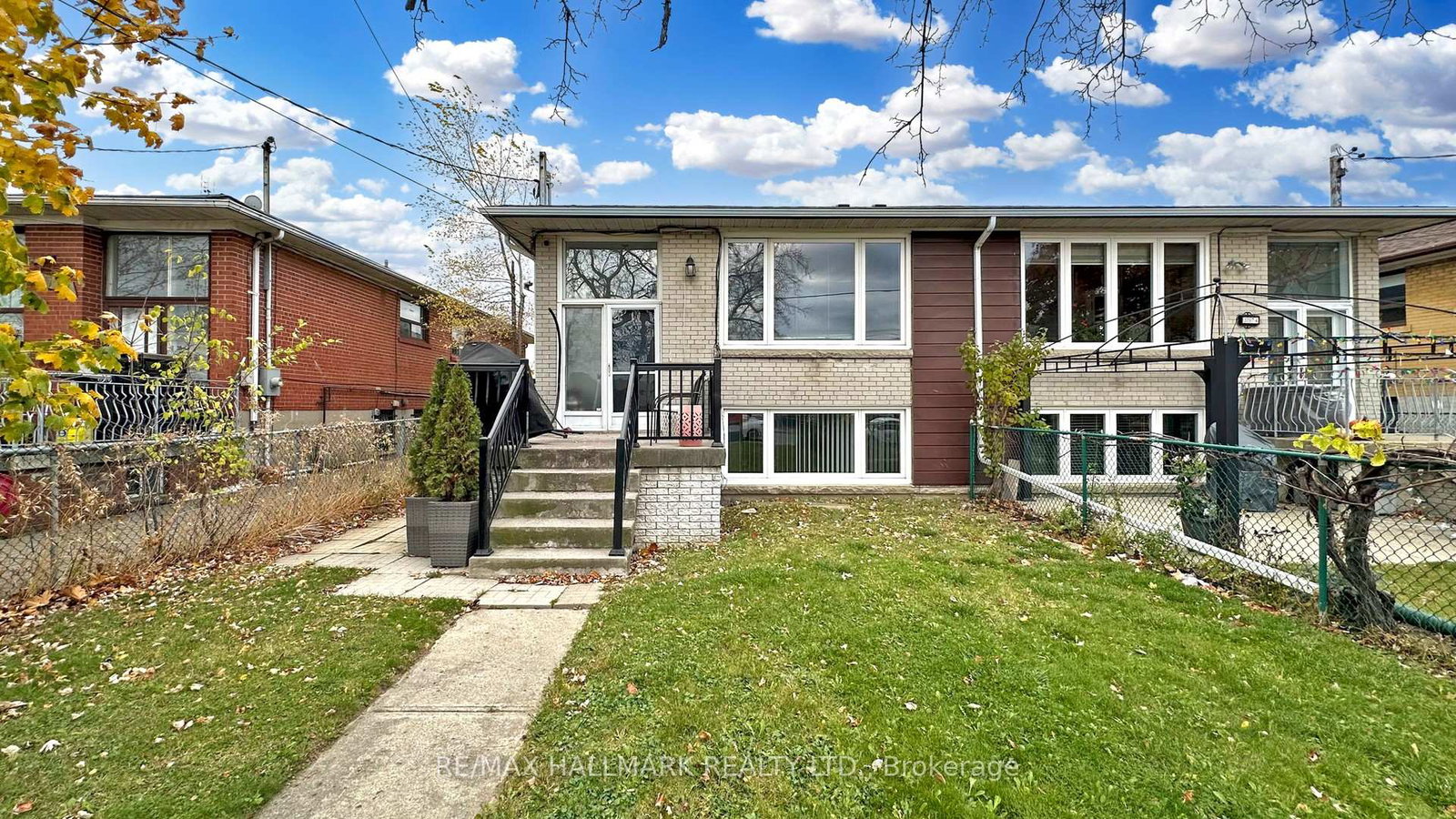 3572-dufferin-street-york-ontario-w12867486