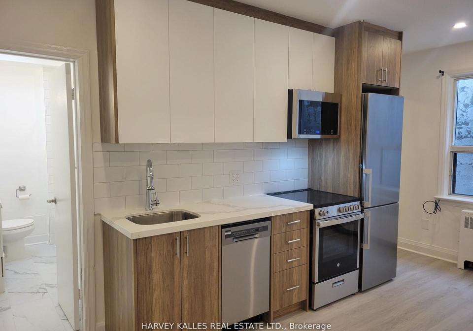 1980-eglinton-avenue-w-north-york-ontario-w12868370