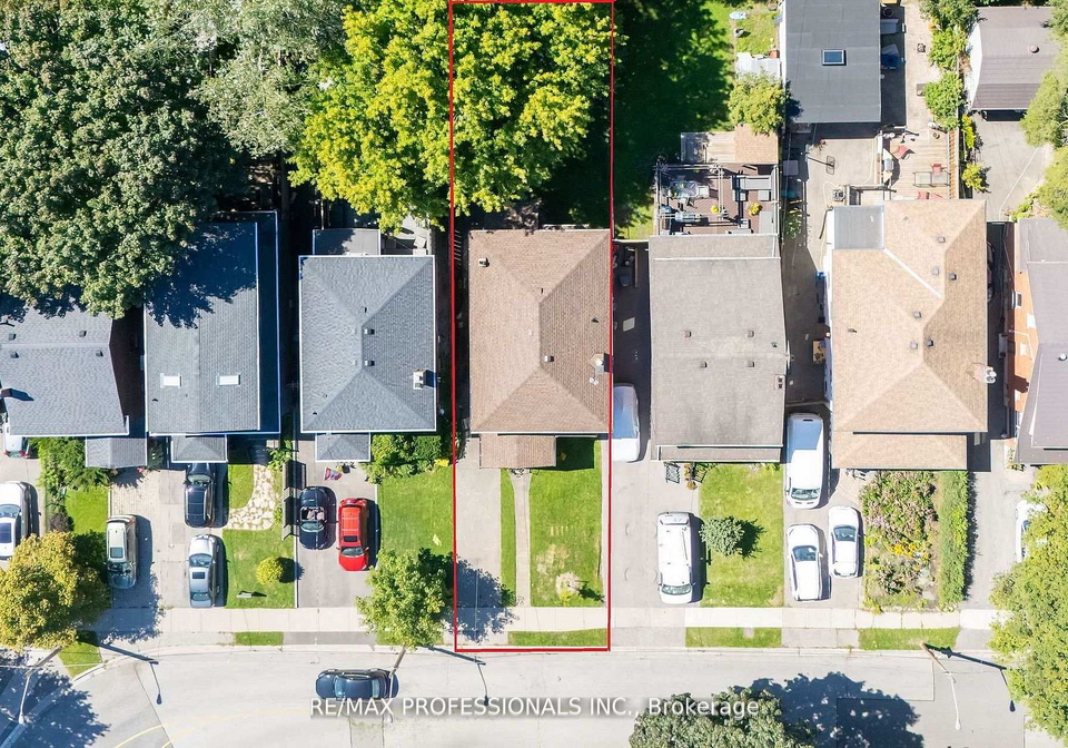 24-queens-avenue-etobicoke-ontario-w12868526