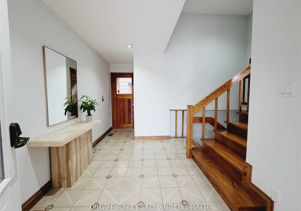 2838-kingsberry-crescent-mississauga-ontario-w12869284