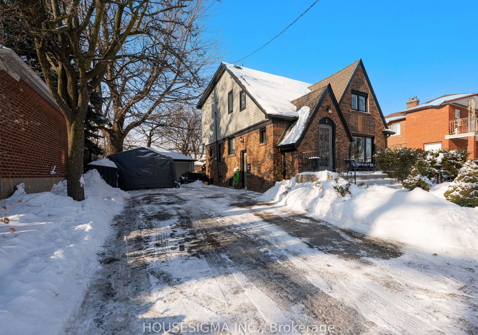 4-parker-avenue-etobicoke-ontario-w12869668