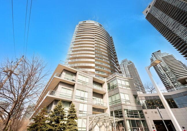 15-legion-road-etobicoke-ontario-w12869856