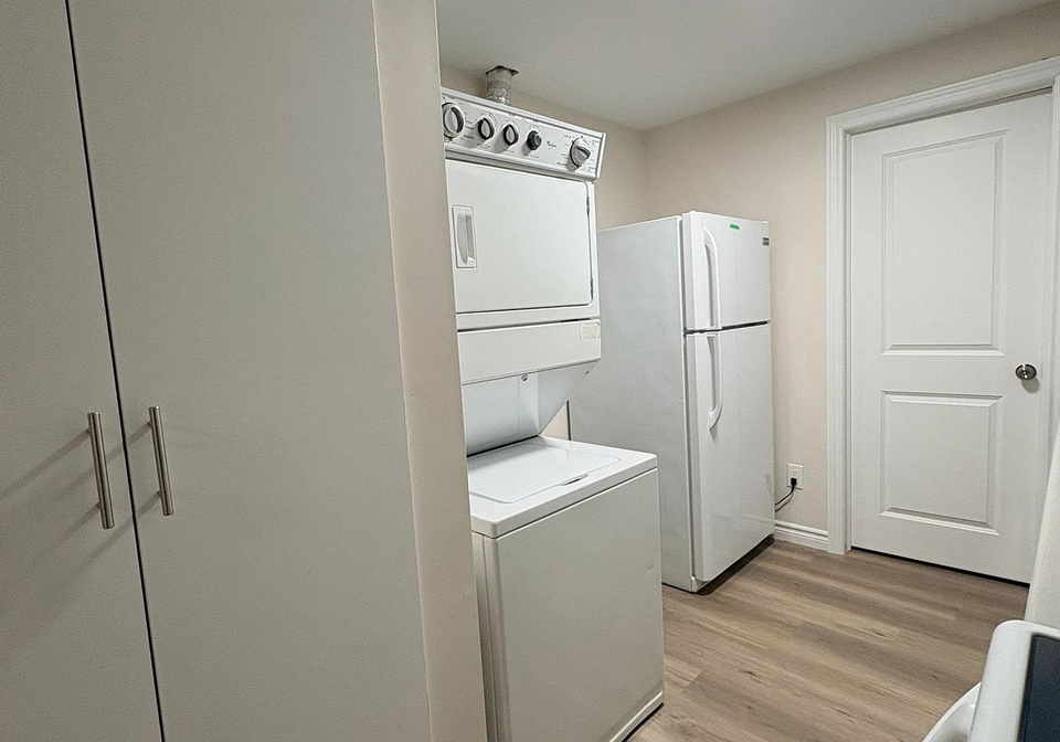 19-queens-crescent-caledon-ontario-w12870082