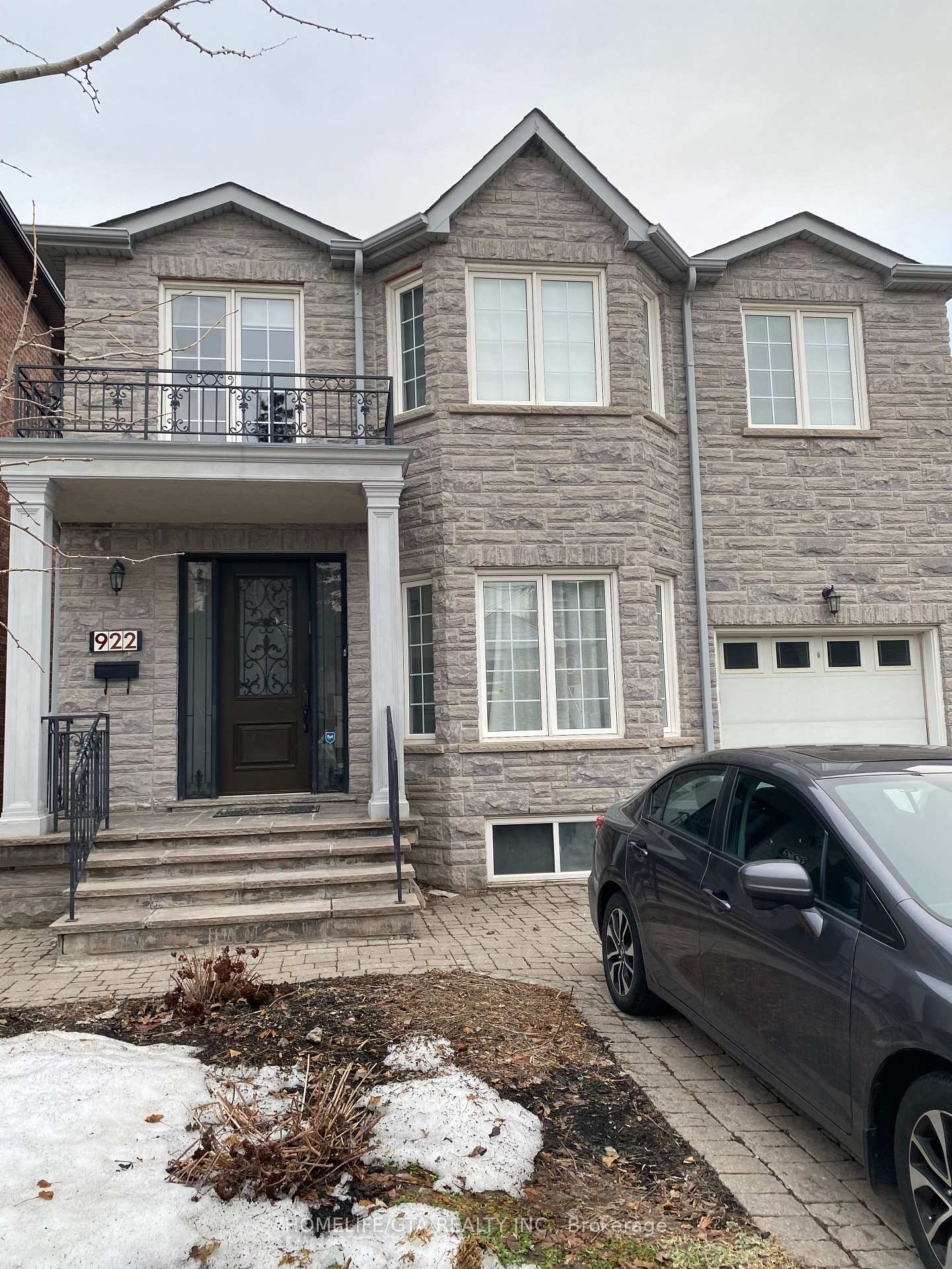 922-briar-hill-avenue-north-york-ontario-w12870172