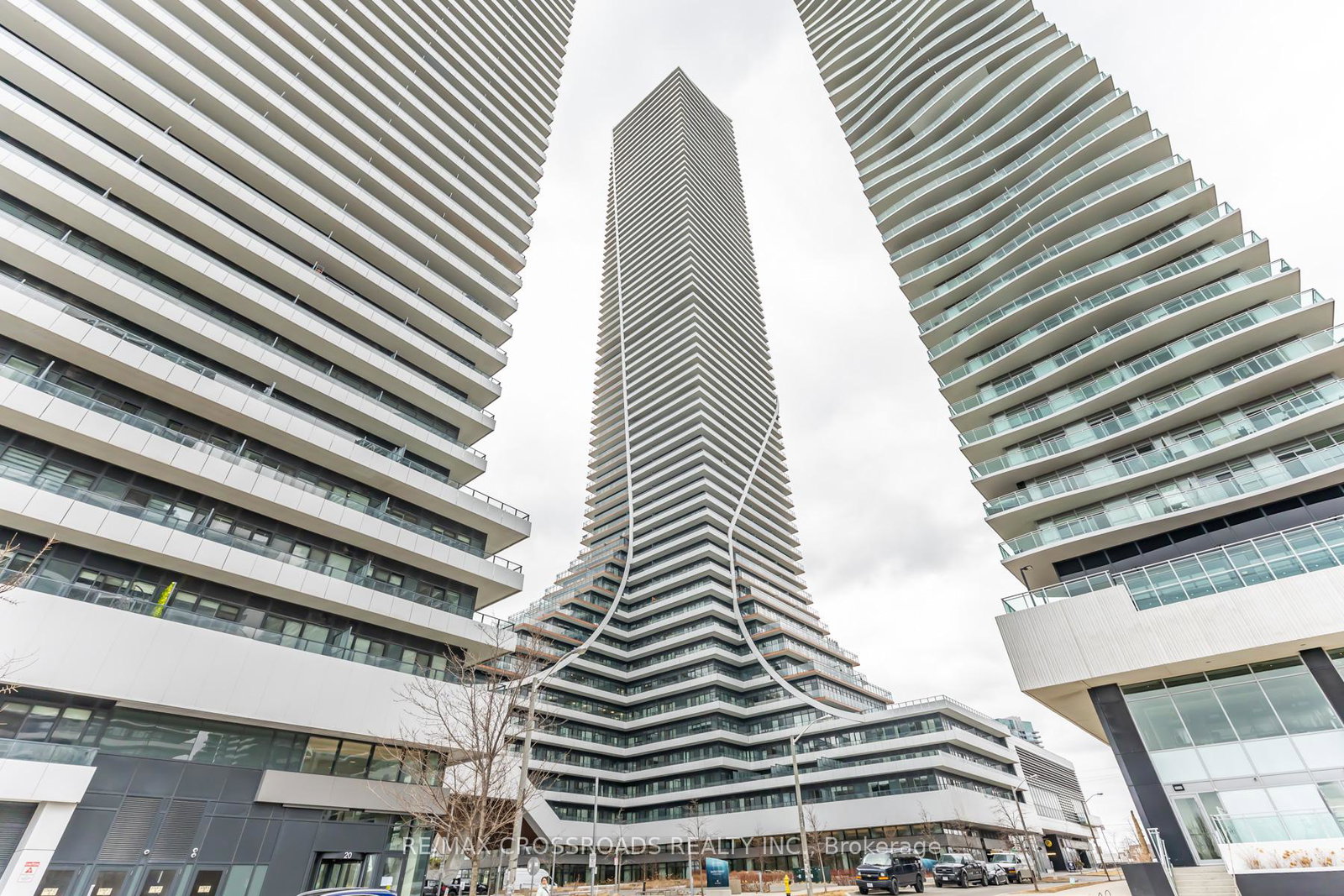30-shore-breeze-drive-n-etobicoke-ontario-w12870818