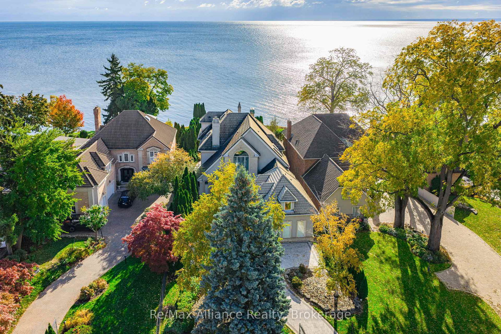 3206-shoreline-drive-oakville-ontario-w12871004
