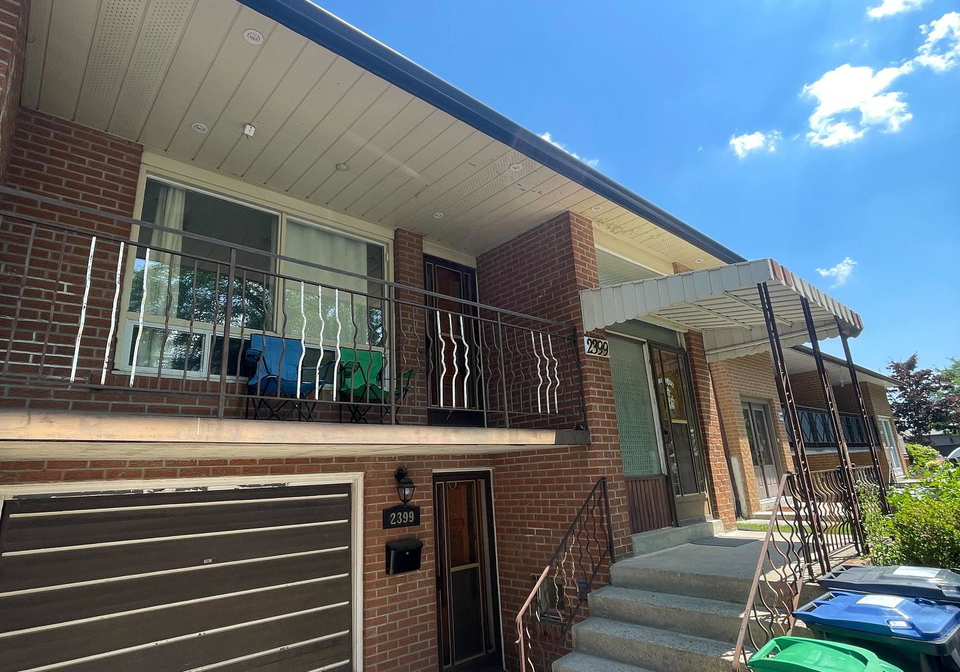 2399-cashmere-avenue-mississauga-ontario-w12871138