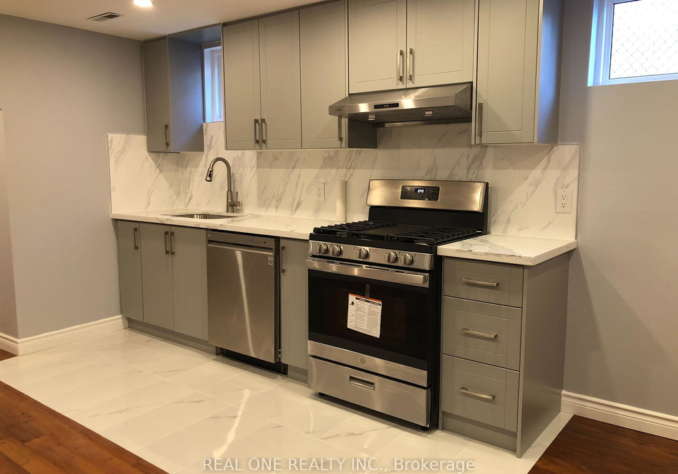 1161-shadeland-drive-mississauga-ontario-w12871492