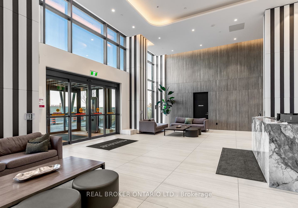 220-missinnihe-way-mississauga-ontario-w12871646