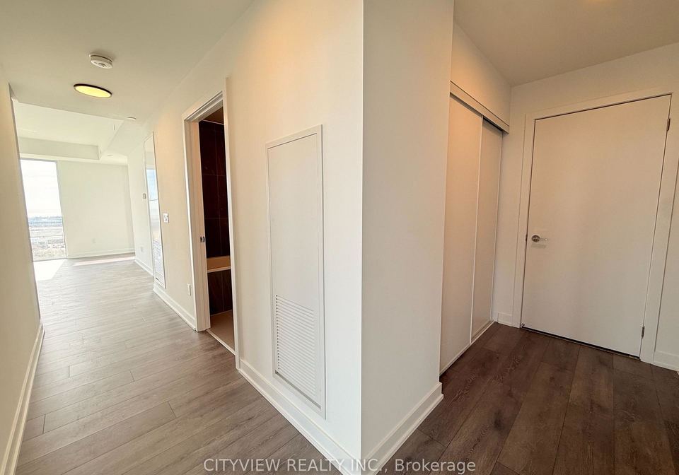 1007-the-queensway-etobicoke-ontario-w12871882