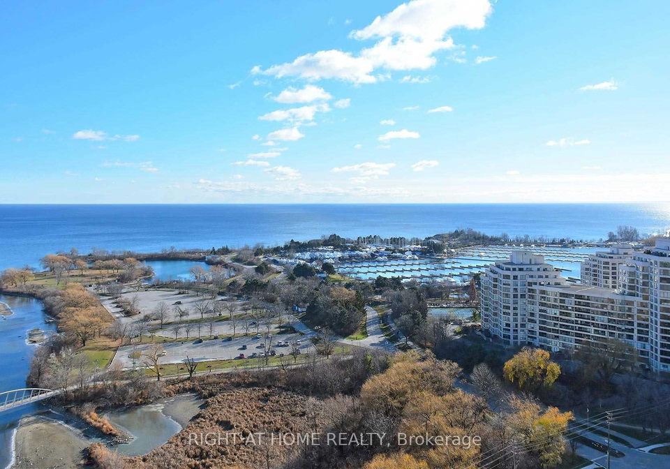 2212-lake-shore-boulevard-w-etobicoke-ontario-w12872032