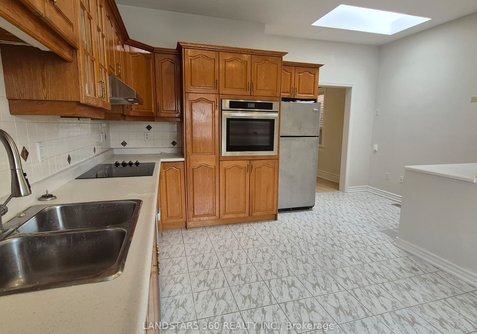 39-goodwood-avenue-toronto-ontario-w12872292