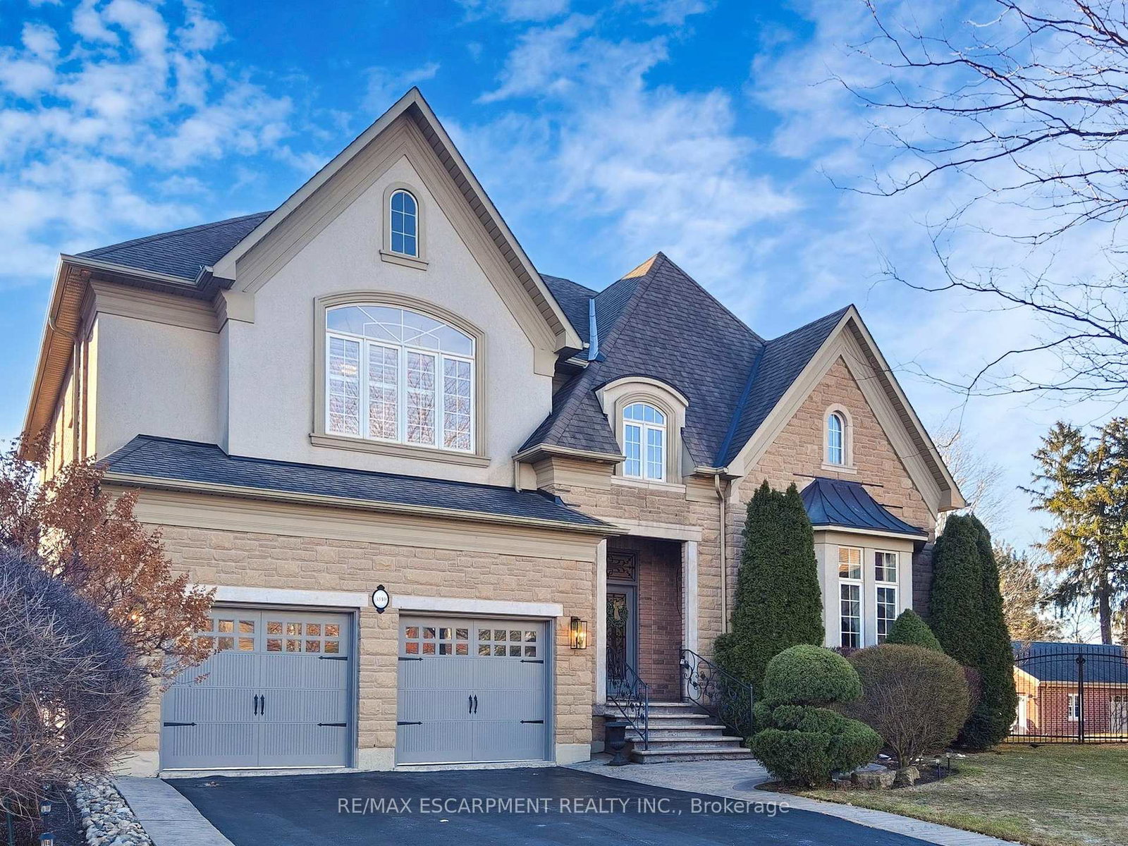 3340-mistwell-crescent-oakville-ontario-w12872640