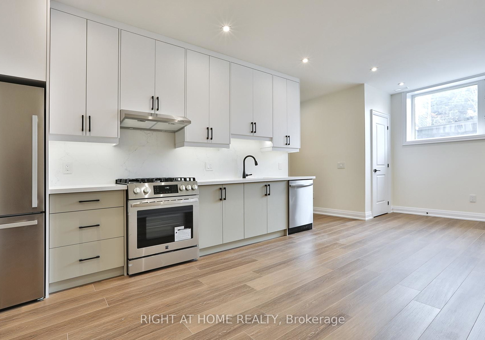 39-fifteenth-street-etobicoke-ontario-w12873270