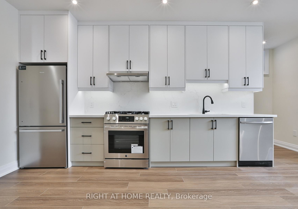39-fifteenth-street-etobicoke-ontario-w12873270