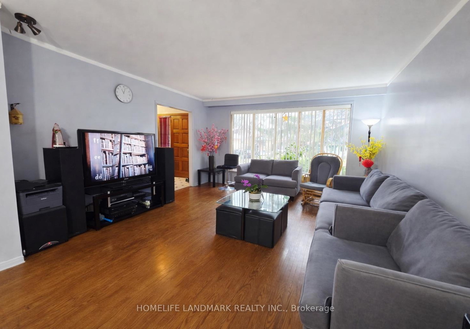 7-burtonwood-crescent-etobicoke-ontario-w12873328