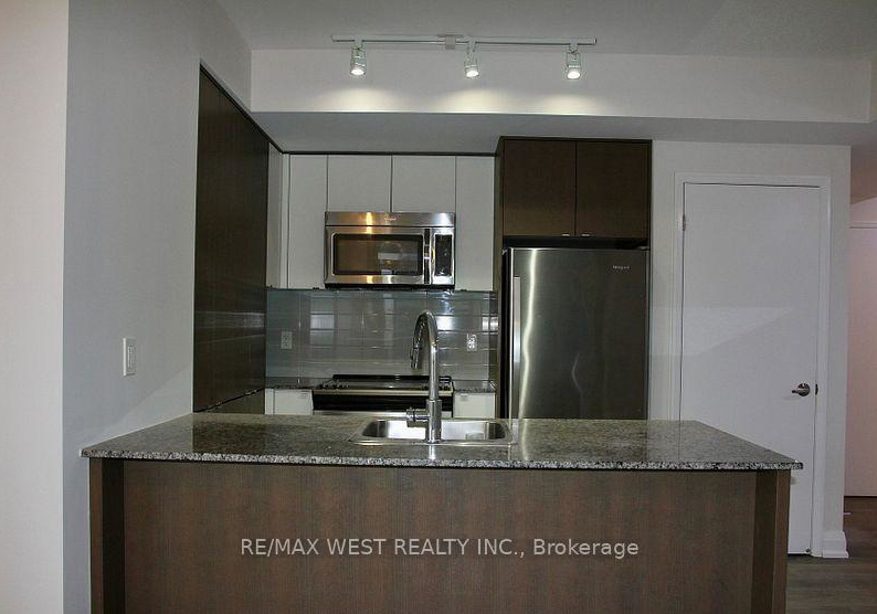 9-valhalla-inn-road-etobicoke-ontario-w12873450