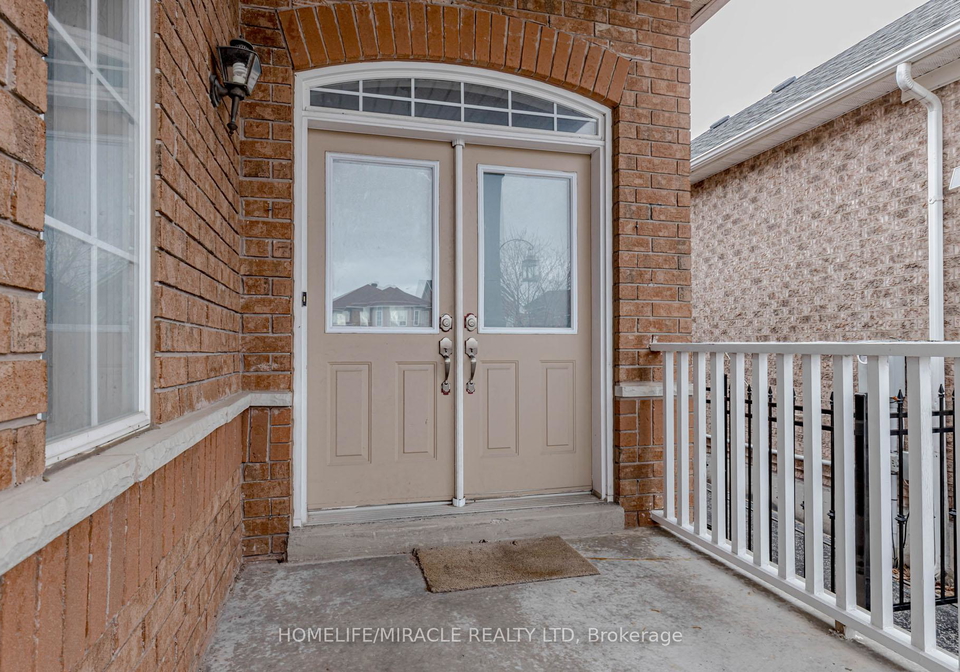 272-vintage-gate-brampton-ontario-w12873458