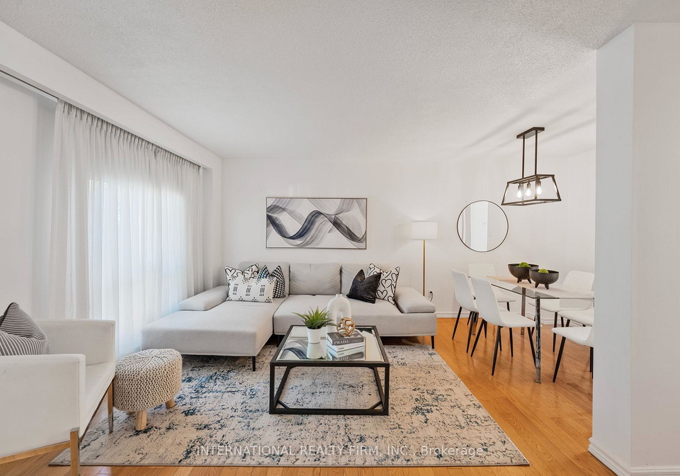 900-dundas-street-w-mississauga-ontario-w12873472