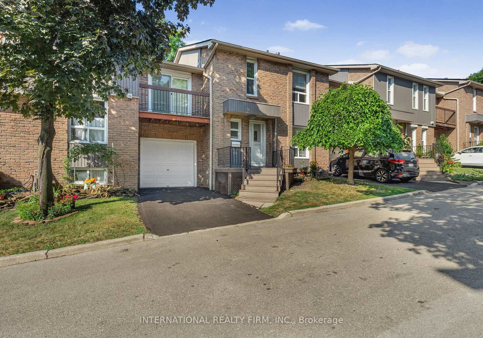 900-dundas-street-w-mississauga-ontario-w12873472