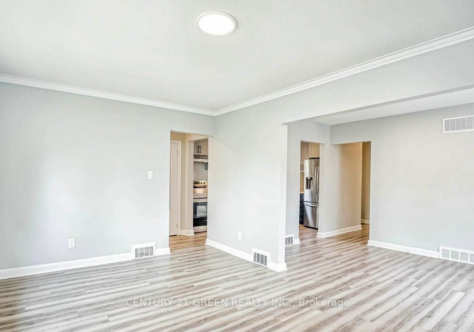 124-mcmurchy-avenue-s-brampton-ontario-w12873570