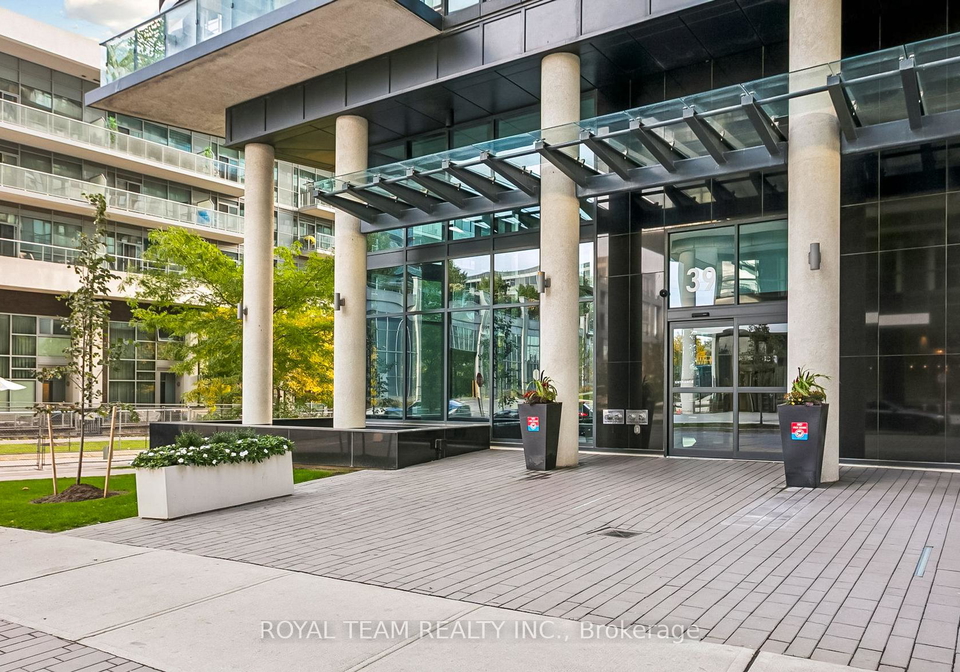 39-annie-craig-drive-etobicoke-ontario-w12873698