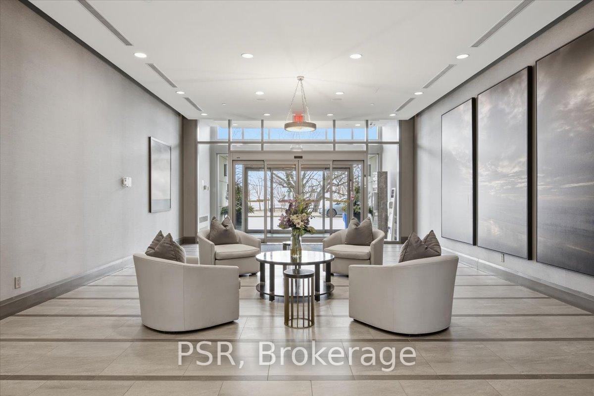 11-bronte-road-oakville-ontario-w12873852