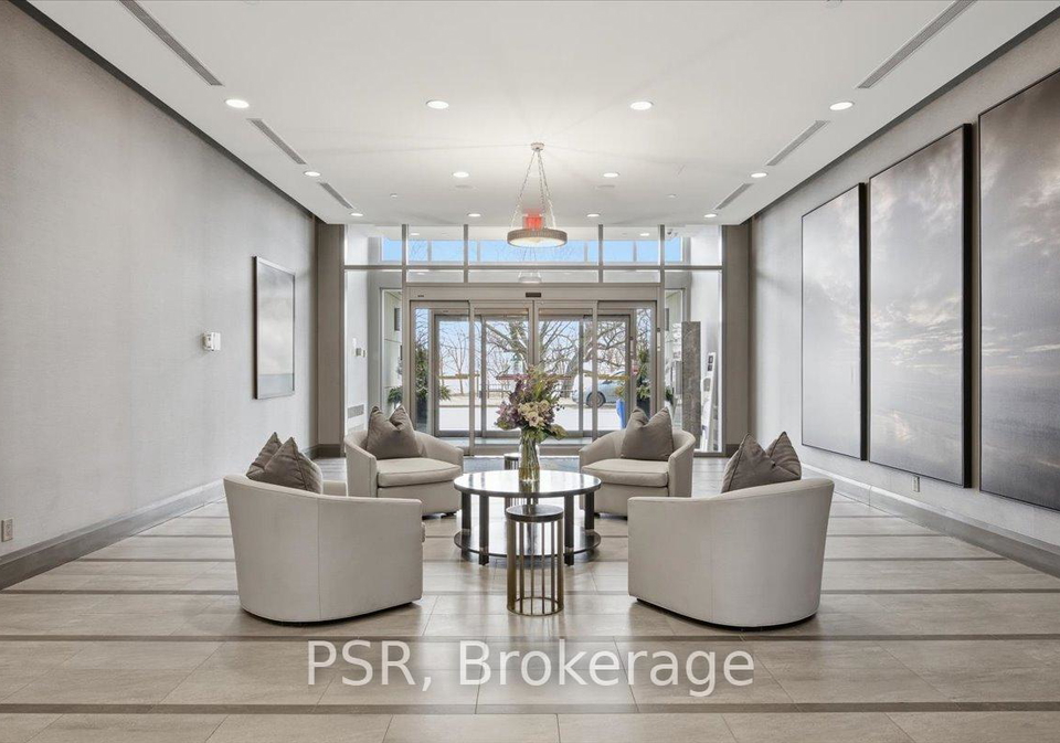 11-bronte-road-oakville-ontario-w12873852
