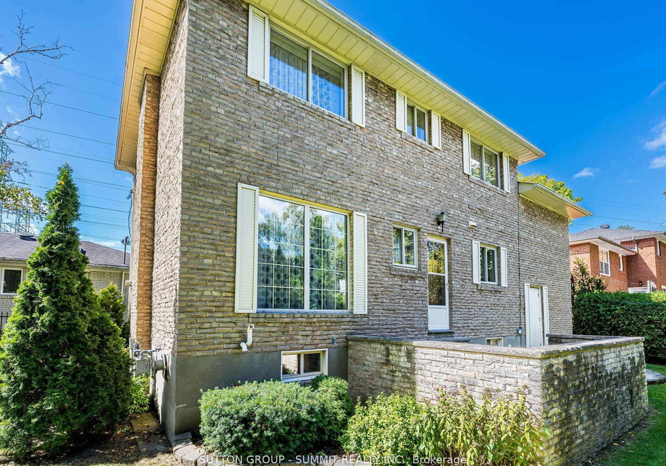 7-lochway-court-etobicoke-ontario-w12874360