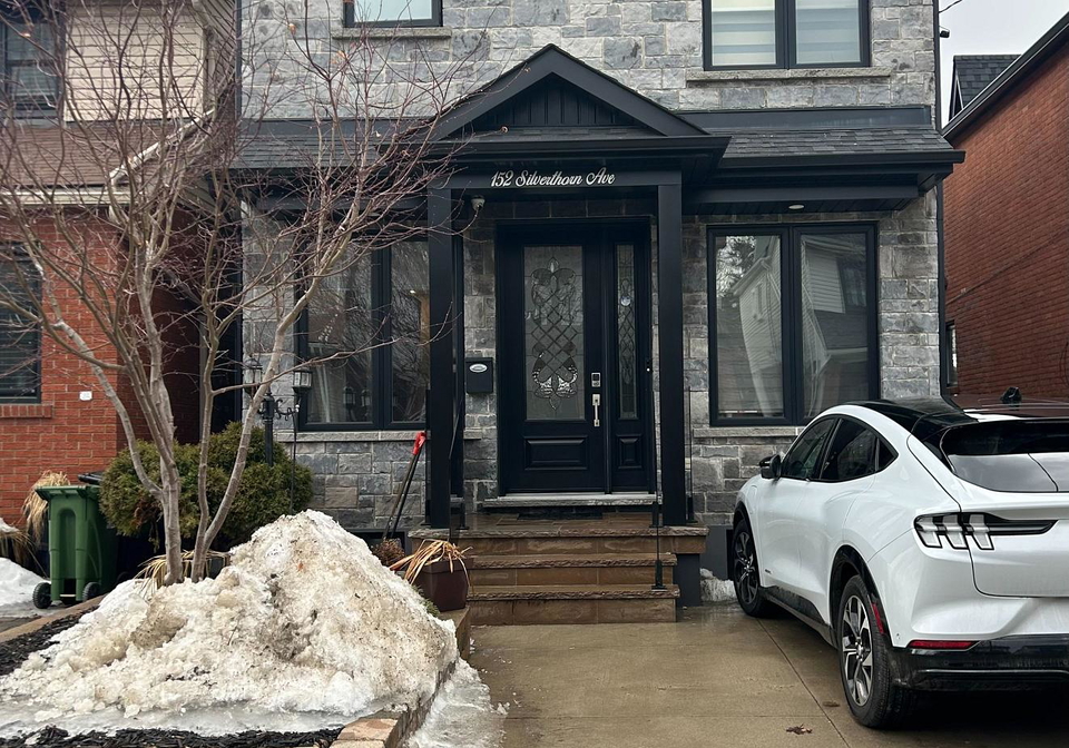 152-silverthorn-avenue-toronto-ontario-w12874640