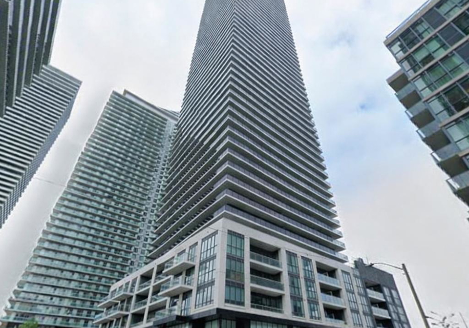 70-annie-craig-drive-etobicoke-ontario-w12874816