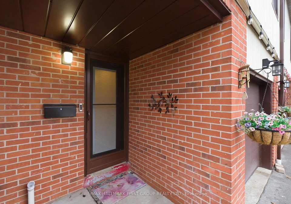 foster-crescent-brampton-ontario-w12874924