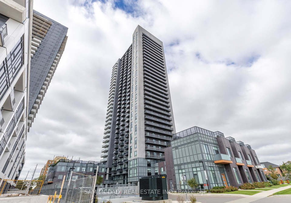 8-nahani-way-mississauga-ontario-w12874978